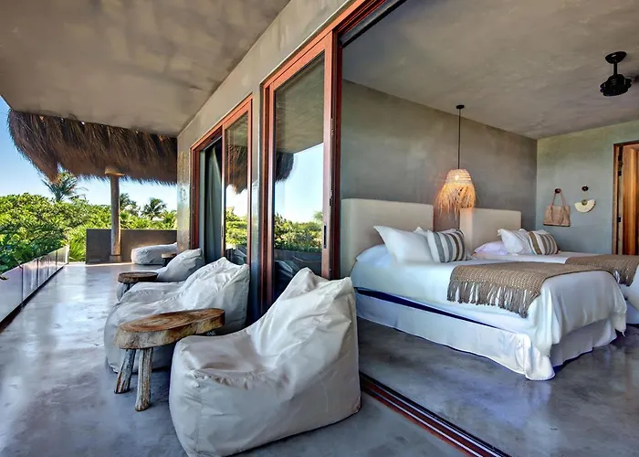 Beachfront Soliman Bay 12